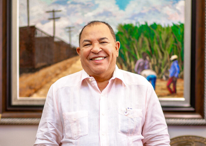 Cesar Cedeño Director ejecutivo del Consejo Estatal del Azúcar